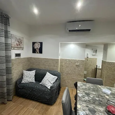 Casa Da Francesca بيت للعطل