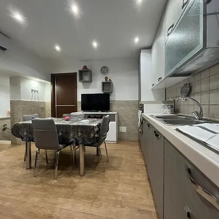 Casa Da Francesca بيت للعطل